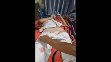 Di Pelorotin Dulu Celananya Biar Mau Ngentot Keras Sampe Basah - BokepBest